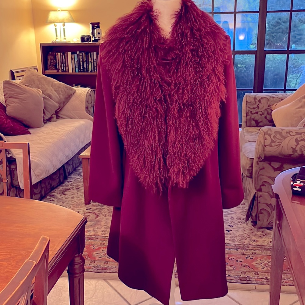 Marvin Richards cashmere and wool coat. Excellent used condition.Size 12